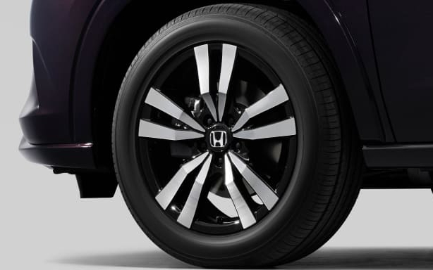 Honda ZR-V Z Hybrid Alloy Wheel Design